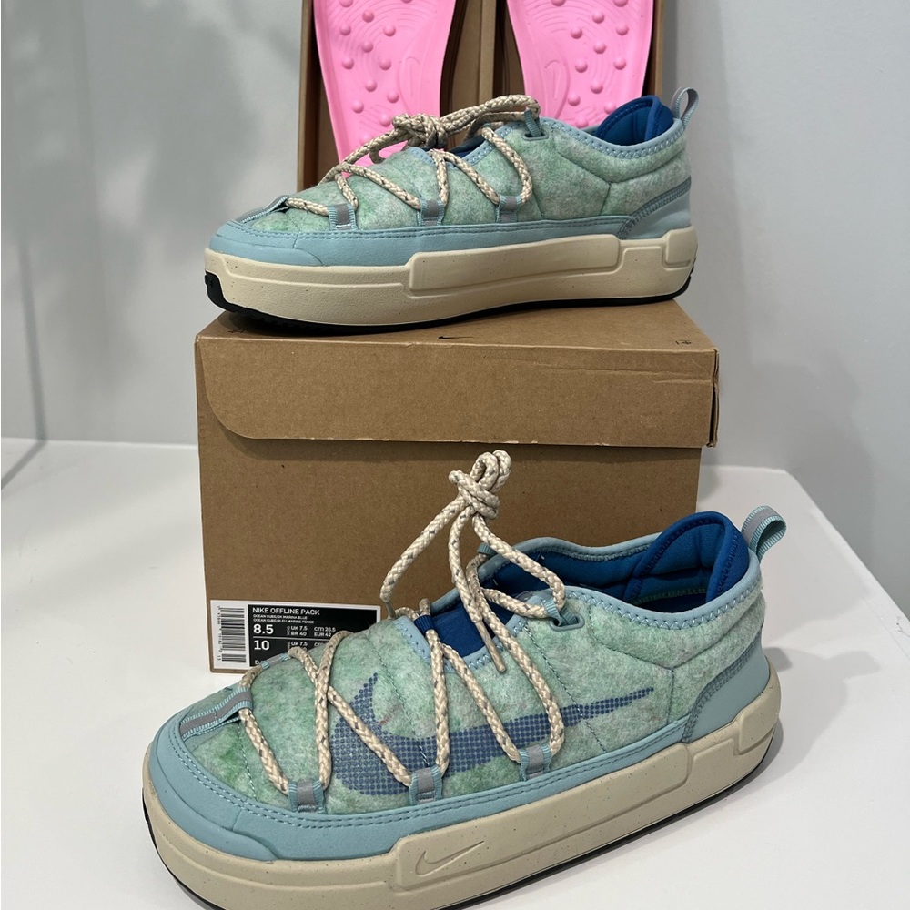 NIKE OFFLINE PACK “OCEAN CUBE SANDDRIFT”